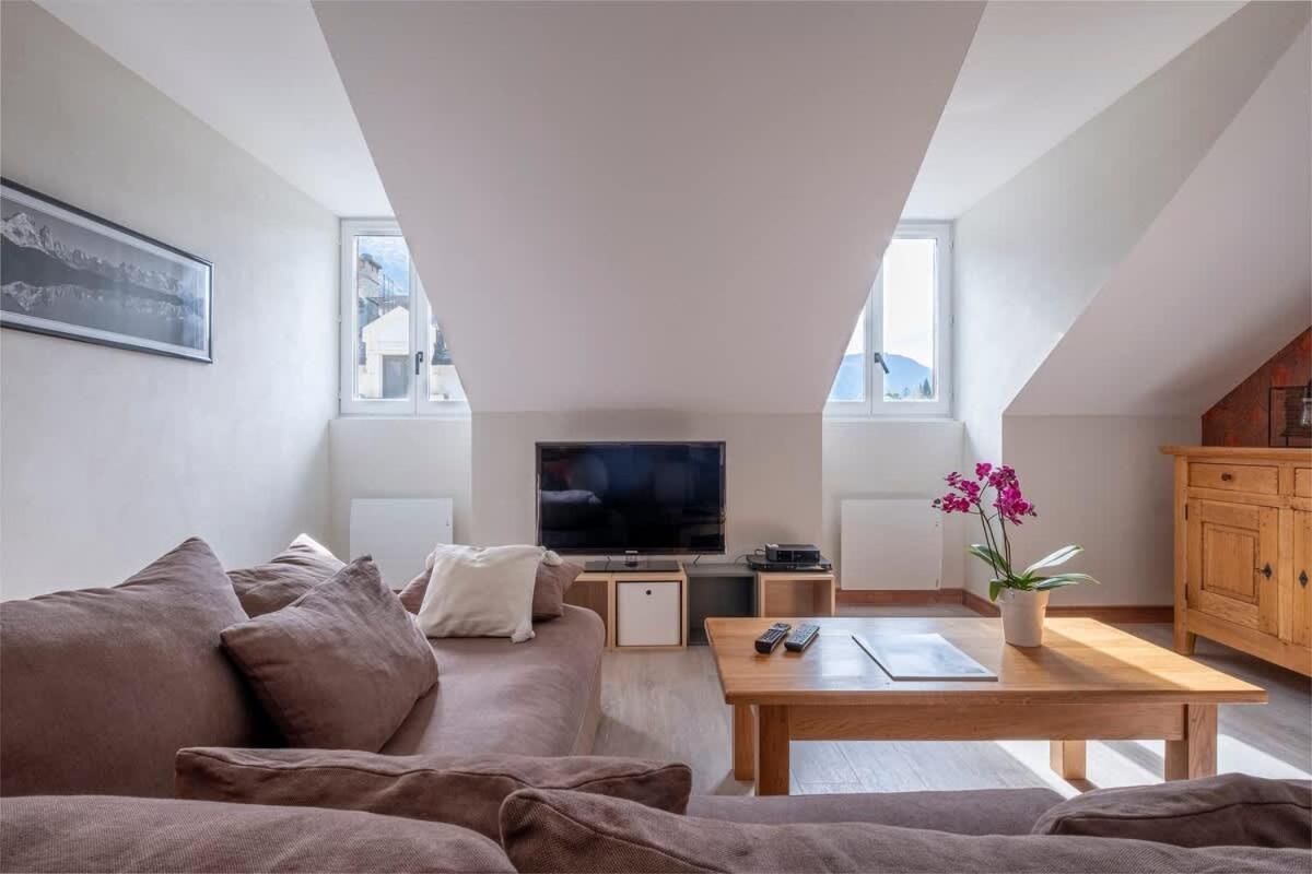 L'Appart 52, Magnifique Duplex En Plein Coeur De Chamonix-Mont-Blanc Exterior photo