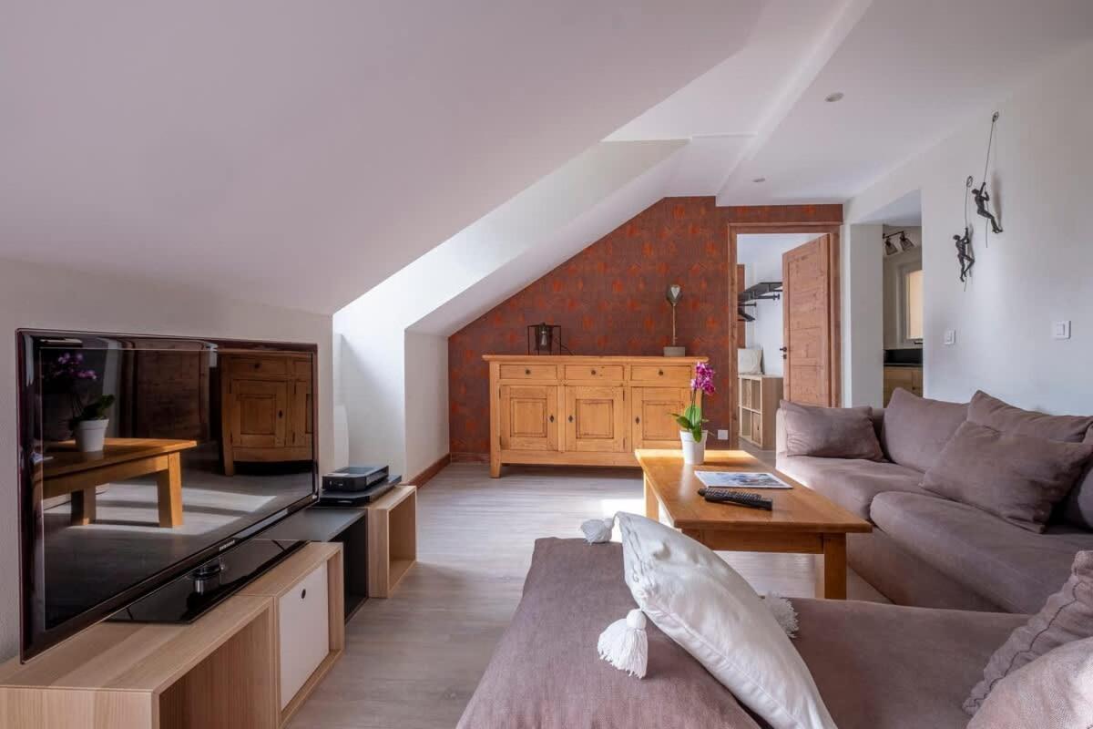 L'Appart 52, Magnifique Duplex En Plein Coeur De Chamonix-Mont-Blanc Exterior photo